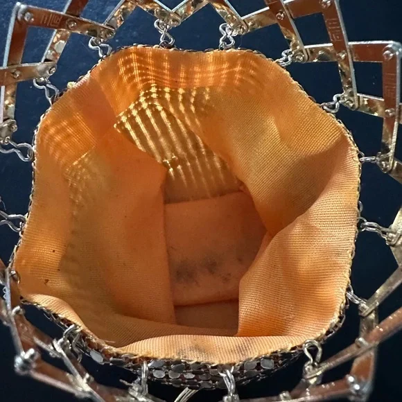 Rare Vintage Art Deco Whiting & Davis Gold Mesh Beggars Bag/Gate Top Coi… - Picture 10 of 14